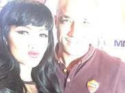 Foto Bareng Radja Nainggolan, Jupe Dibilang Modus