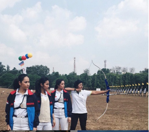 Demi 3 Srikandi, Tara Basro dan Chelsea Islan Giat Latih Panahan