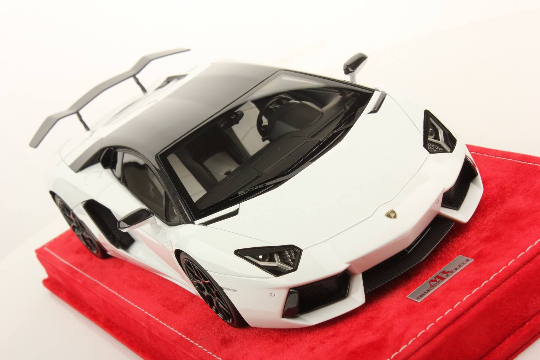 Uniknya Lamborghini Aventador LP760-4 Dragon Editions