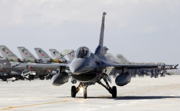 Turki Akan Terus Bombardir ISIS