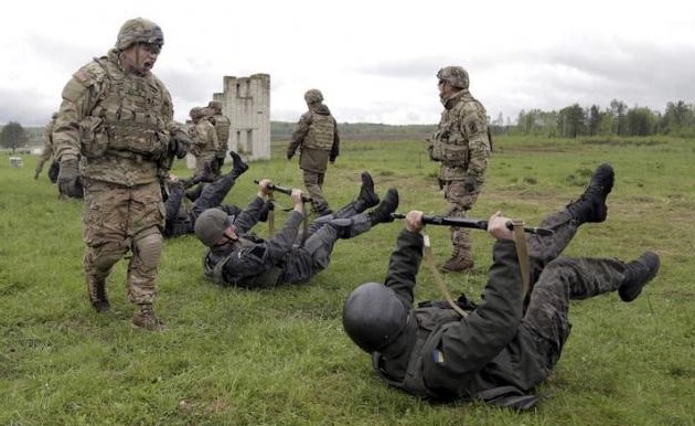 AS Latih Tentara Ukraina, Ada Apa?