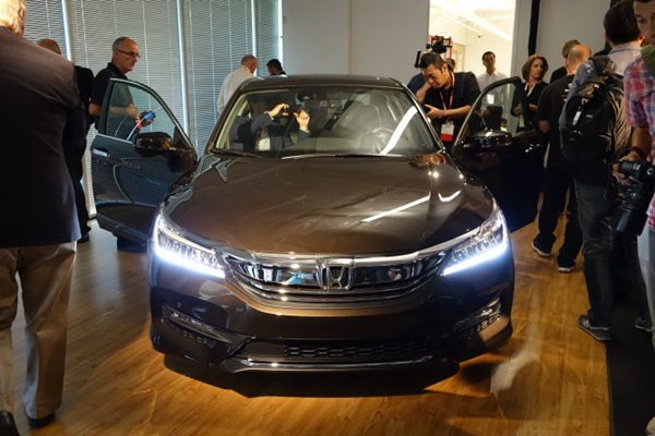 Honda Accord 2016 Gunakan Android Auto