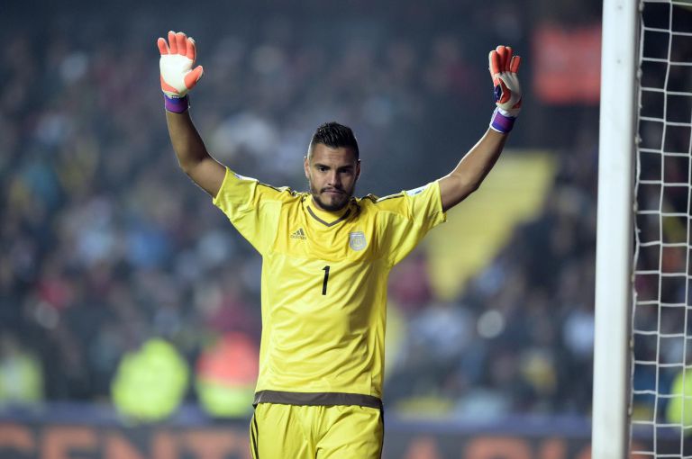 Sergio Romero Selangkah Lagi Merapat ke Old Trafford