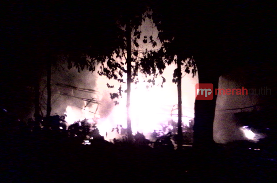Kebakaran Gudang Kayu di Pondok Pinang, Lalu Lintas Macet Parah