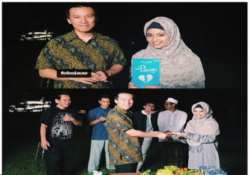 Elizya Mulachela Terpikat Karisma Ustaz Felix Y Siauw