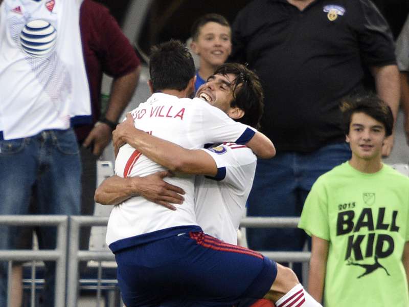 Kaka dan Villa Bawa MLS Bungkam Tottenham