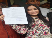 Datangi Polda, Prilly Bawa Bukti Keterangan Masih Perawan