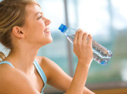 Cegah Dehidrasi, Lakukan 4 Kebiasaan Sederhana Ini