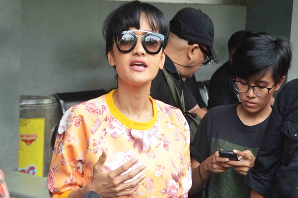 Julia Perez Ajak Korban Bullying Lapor Polisi