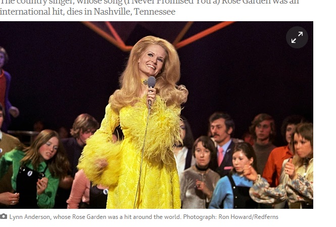 Penyanyi Country Legendaris Lynn Anderson Meninggal Dunia