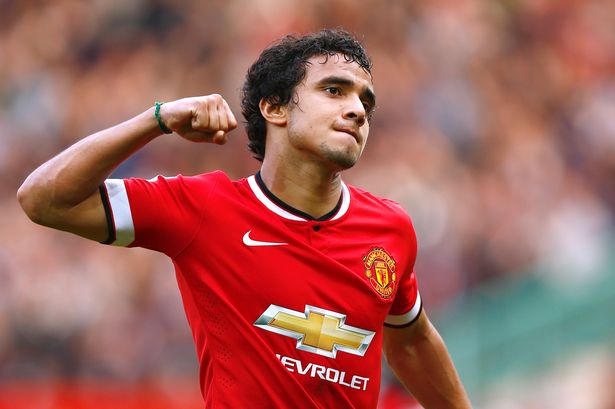 Manchester United Pinjamkan Rafael Da Silva ke Olympique Lyon