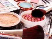 Trik Make Up untuk Membesarkan Payudara