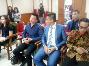 Tidak Cocok Lagi, Jerry Bulat Pisah dengan Denada