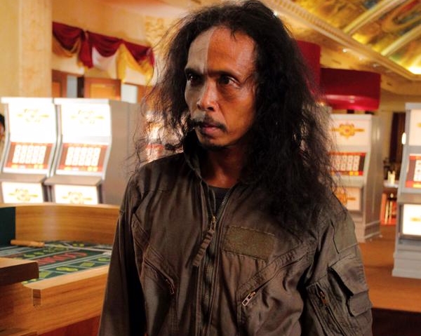 Kesuksesan Yayan Ruhian di Film 'Yakuza Apocalypse' Berkat Aktor Senior