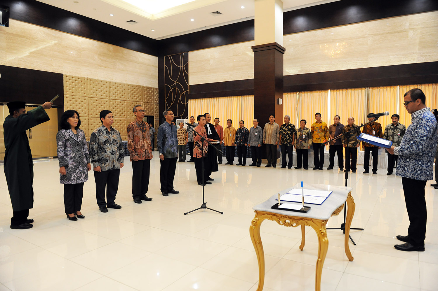 Seskab Andi Widjajanto Lantik 5 Pejabat Eselon I 