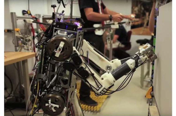 Institut Teknologi Massachusetts Buat Robot Peniru Gerakan Manusia