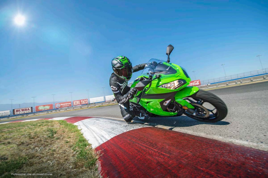 Kelebihan Kawasaki Ninja 300