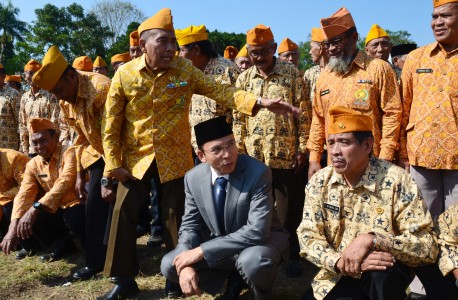 Kemensos Bagikan Alat Bantu Kesehatan untuk Veteran