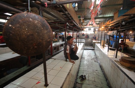 Rumah Potong Hewan Simpan Daging Sapi karena Alasan Ini