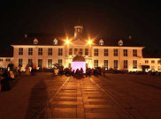 Eksotisme Kota Tua di Malam Hari
