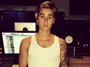 Komentar Justin Bieber Terkait Tanggal Rilis Album One Direction 