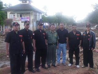  Kembang Latar: Kami Bukan Ormas Perusuh