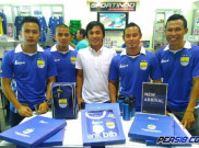 Siapa Yang Minat? Jersey Juara 2014 Persib Dijual