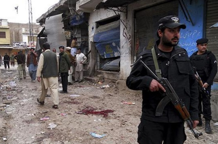 Serangan Bom Bunuh Diri Tewaskan Empat Tentara Pakistan 