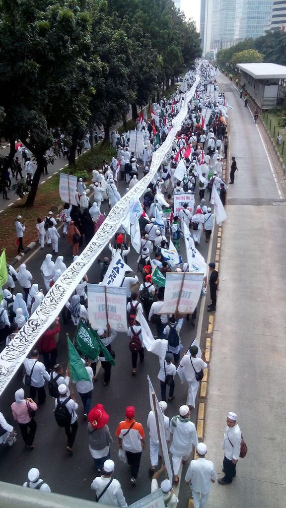 Parade Tauhid Tuding Syiah Aliran Berbahaya di Indonesia