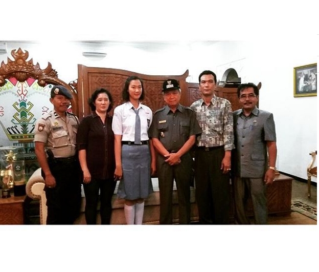 Sekolah Bangga dengan Della Elvira, Calon Pembawa Baki Nasional 2015