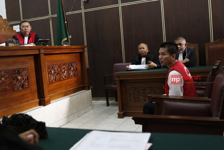 Sidang Perdana Muncikari RA, Nama Artis AA Kembali Disebut 