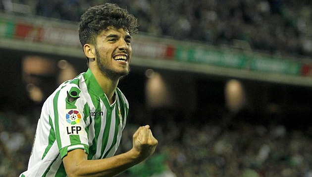 Liverpool dan AS Roma Berebut Gelandang Muda Real Betis