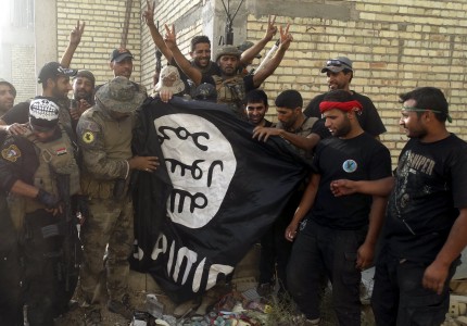 Survei: 4 Persen Warga Indonesia Dukung ISIS