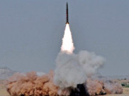 Pasukan Yaman Bombardir Pangkalan Militer Arab Saudi dengan Rudal Balistik