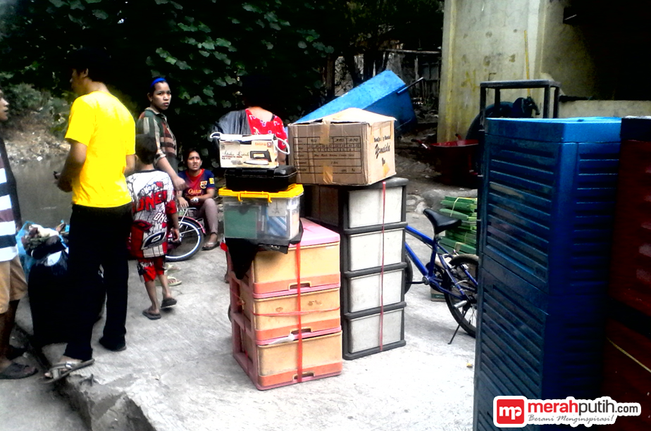 Aparat Dikabarkan Sweeping Senjata Tajam, Warga Kampung Pulo Ketakutan