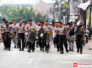 Cegah Bentrok Susulan, Brimob Tutup Akses Kampung Pulo 