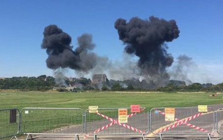 7 Orang Tewas dalam Kecelakaan Pesawat di UK Airshow 
