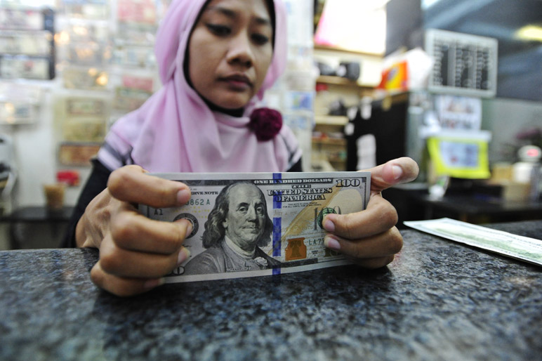 Rupiah Tertekan Semakin Dalam Akibat Ketidakpastian The Fed