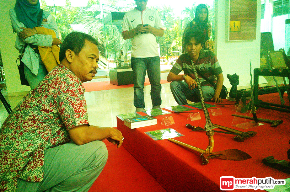 Yuk Intip Pameran Cuci Benda Pusaka di Museum Nasional