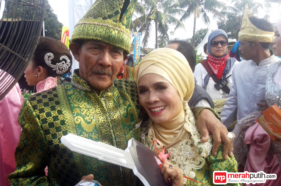 Pasangan Lansia Ikuti Semarak Mahadaya Cinta 26 Nikah Massal RCTI