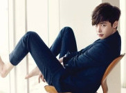 Lee Jong Suk Tengah Pertimbangkan Bintangi Film 'One Line'