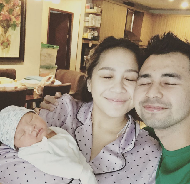 Galeri Foto Imut Menggemaskan Bayi Rafatar