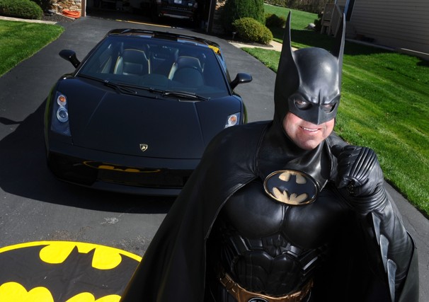 'Batman' Meninggal Dunia