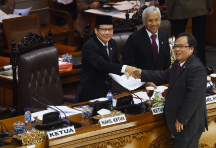 DPR Tekankan Kinerja Komisioner KPU dan Bawaslu Terpilih