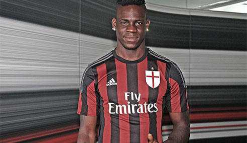 Mario Balotelli Resmi Kembali ke AC Milan
