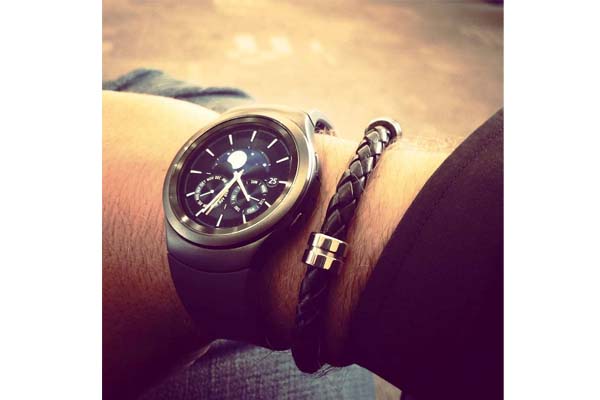 Samsung Pamerkan Smartwatch Baru, Gear S2