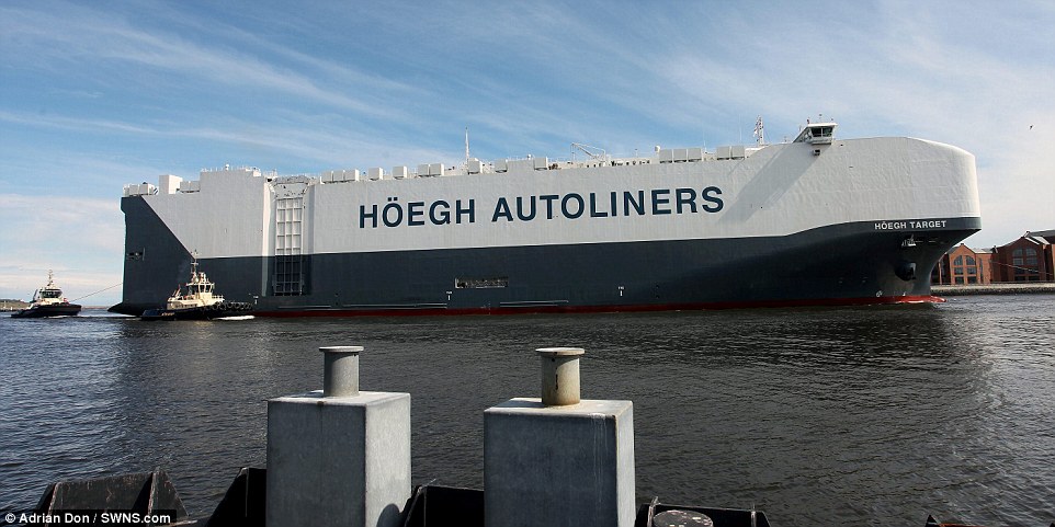 Hoegh Autoliners, Kapal Pembawa Mobil Terbesar di Dunia