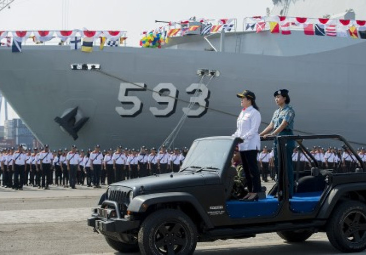 Menko Puan Maharani Hadiri Pelepasan Gugus Tugas Sail Tomini