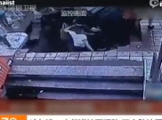 Tragis, Lima Orang Terperosok ke dalam Lubang di Sebuah Halte Bus