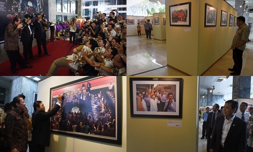 Pameran Foto Warna-Warni Parlemen